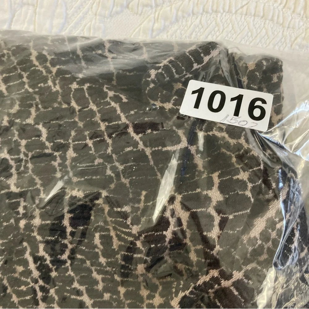 Armani Collezioni animal print one button blazer stretch knit fabric fitted 6